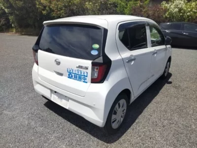 Daihatsu MIRA E S