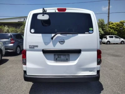 Nissan NV200