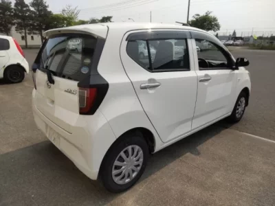 Daihatsu MIRA E S