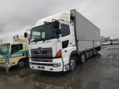 Hino PROFIA