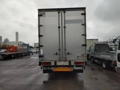 Hino PROFIA