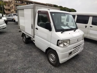 Mitsubishi MINICAB TRUCK