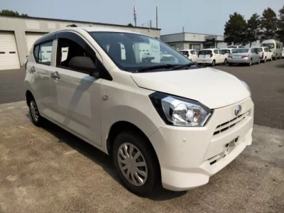 Daihatsu MIRA E S