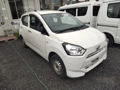 Daihatsu MIRA E S