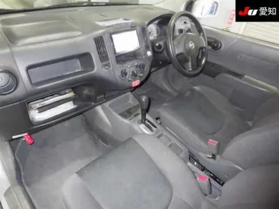 Nissan AD