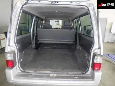 Nissan VANETTE VAN