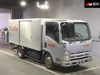 Isuzu TRUCK