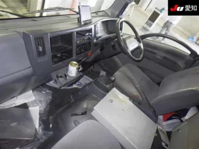Isuzu TRUCK