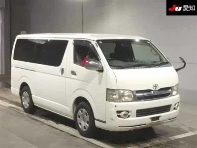 Toyota HIACE VAN
