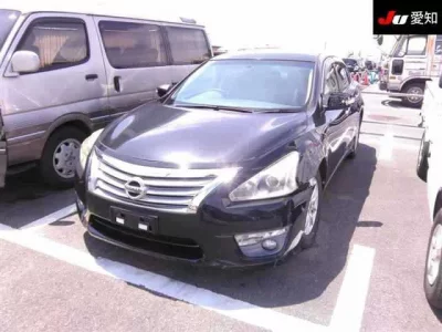 Nissan TEANA