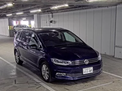 Volkswagen GOLF TOURAN