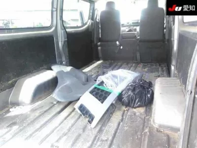 Nissan CARAVAN VAN