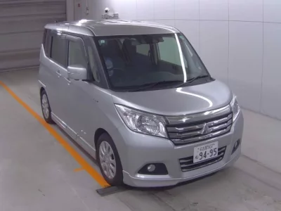 Mitsubishi DELICA D2