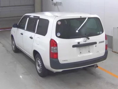 Toyota SUCCEED