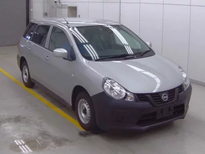 Nissan AD