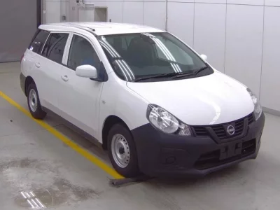 Nissan AD