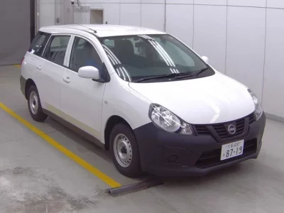Nissan AD