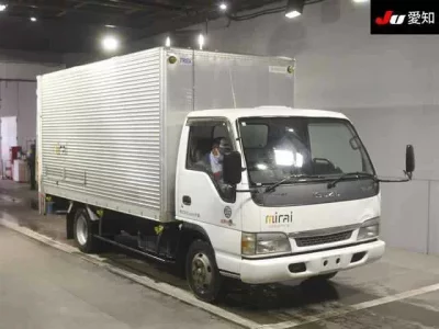 Isuzu ELF