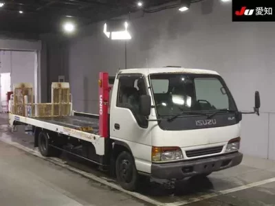 Isuzu ELF