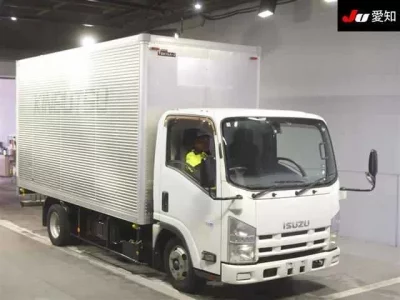 Isuzu ELF