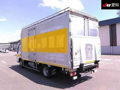 Isuzu ELF