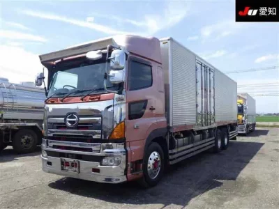 Hino TRUCK
