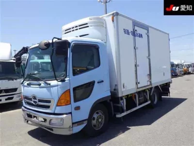Hino TRUCK