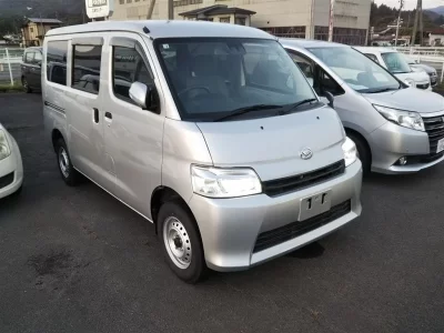 Daihatsu Gran Max