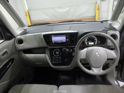 Mitsubishi EK SPACE
