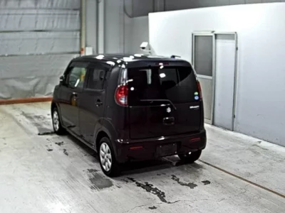Suzuki MRWAGON