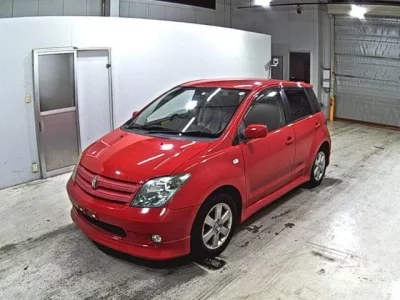 Toyota IST
