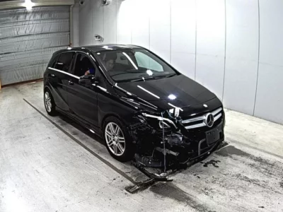 Mercedes-Benz B CLASS