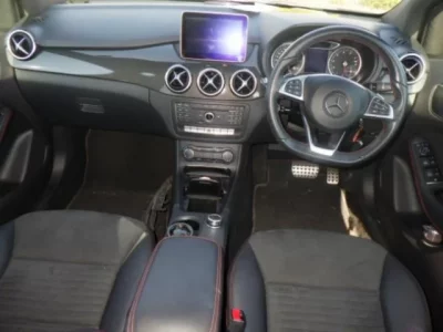 Mercedes-Benz B CLASS