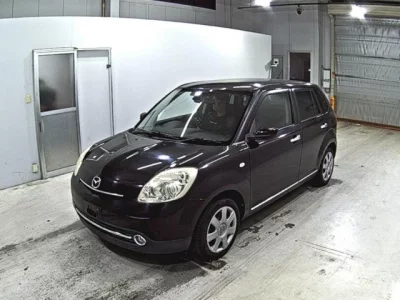 Mazda VERISA