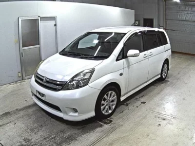 Toyota ISIS