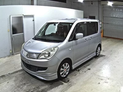Mitsubishi DELICA D2