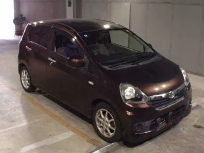Daihatsu MIRA E S