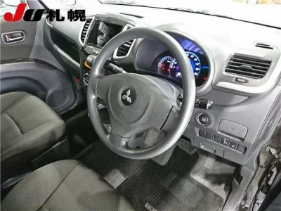 Mitsubishi DELICA D2