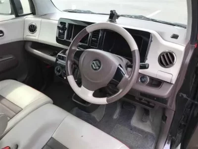Suzuki MRWAGON