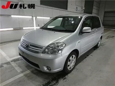 Toyota RAUM