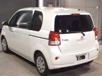 Toyota PORTE