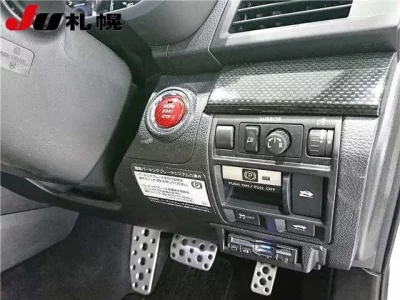 Subaru LEGACY B4