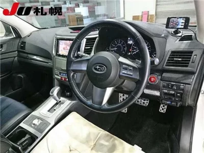 Subaru LEGACY B4