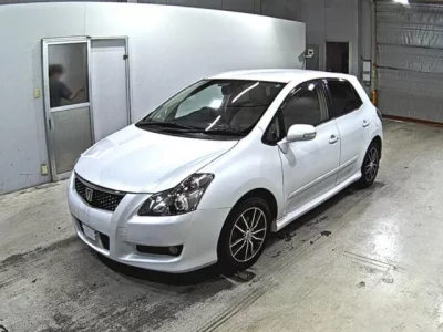 Toyota BLADE