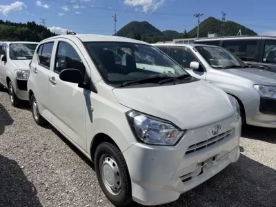 Daihatsu MIRA E S