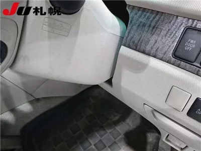 Toyota ESTIMA HYBRID