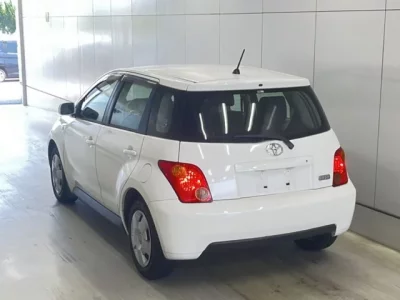 Toyota IST
