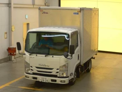 Isuzu ELF