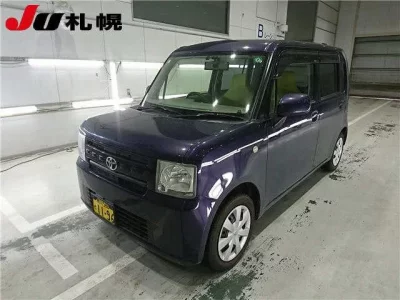 Toyota PIXIS SPACE