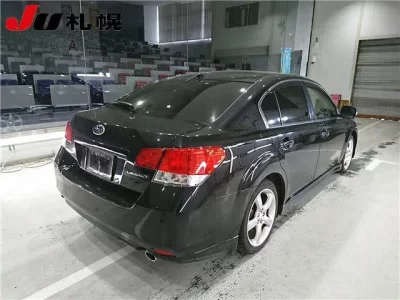 Subaru LEGACY B4